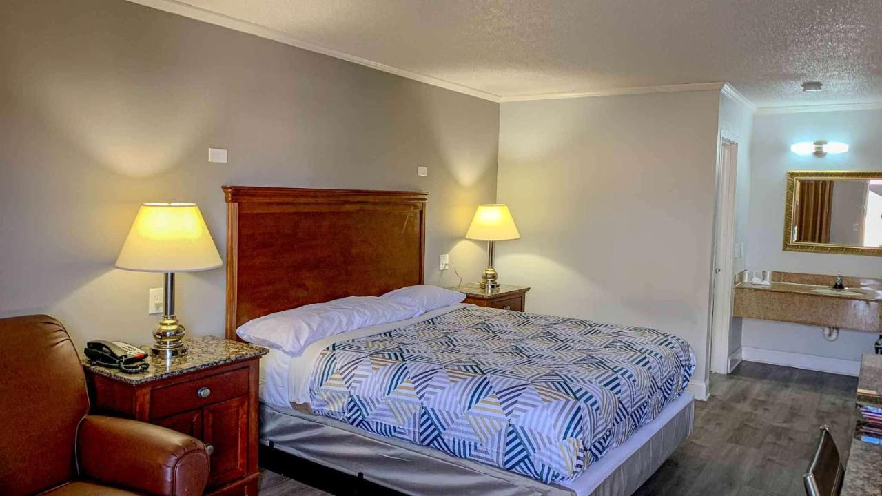 Motel 6 Newport News, Va - Fort Eustis Exterior photo